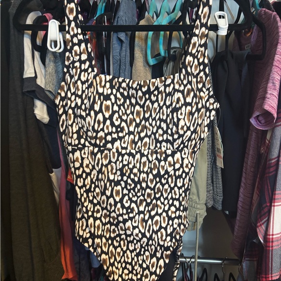 Tommy Bahama Other - Tommy Bahama Leopard Print One Piece Swimsuit
